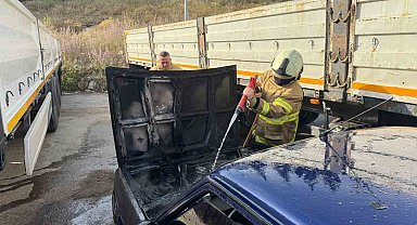 Erdek'te park halindeki otomobilde yangın paniği