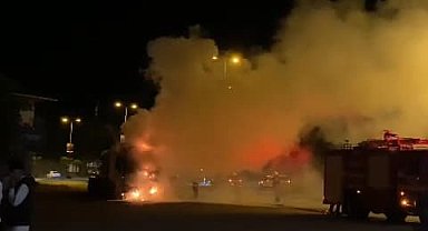 Ereğli'de seyir halindeki tır alev aldı