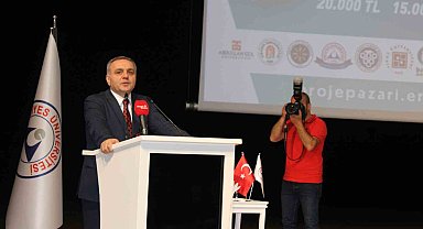 ERÜ Rektörü Prof. Dr. Altun: "Bir üniversitenin Ar-Ge süreçlerinden Ür-Ge süreçlerine geçmesi şehrin ekonomisinin gelişmesine büyük katkı sağlar"