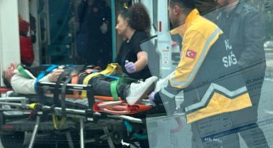 Erzincan'da otomobil ile motosiklet çarpıştı