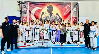 Erzincanlı karatecilerden Şehit Eren Bülbül Turnuvası'ndan madalya yağmuru