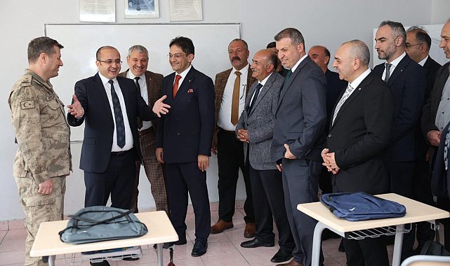 Erzurum Ticaret Borsası'ndan Şenkaya'ya eğitim ve ekonomiye yönelik destek ziyaretleri