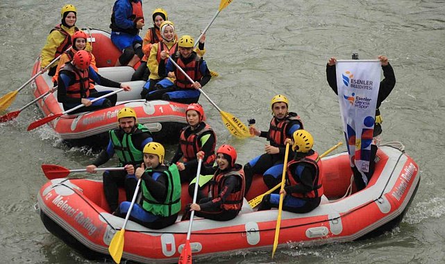 Esenler 4. Gençlik Günleri coşkuyla başladı
