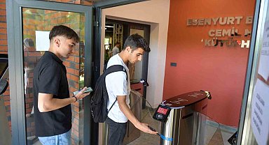Esenyurt'ta kütüphaneler akıllı sisteme geçiyor