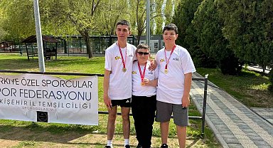Eskişehirli özel sporculardan atletizmde büyük başarı