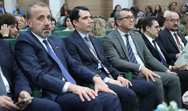 Etlik Şehir Hastanesi'nde 'Ulusal Bütünleşik 2'nci Hemşirelik Ebelik Kongresi' düzenlendi