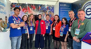 EÜ'nün standı, TEKNOFEST KKTC'de teknoloji tutkunlarının ilgi odağı oluyor