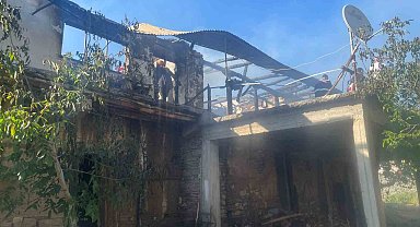 Evde çıkan yangında 92 yaşındaki adam hayatını kaybetti