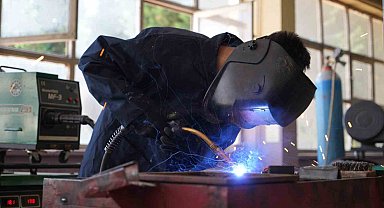 Fabrika gibi lise