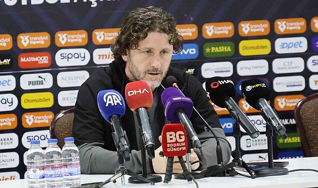 Fatih Tekke: "Penaltıdan sonra daha kolay bir maç oynamamız lazımdı"