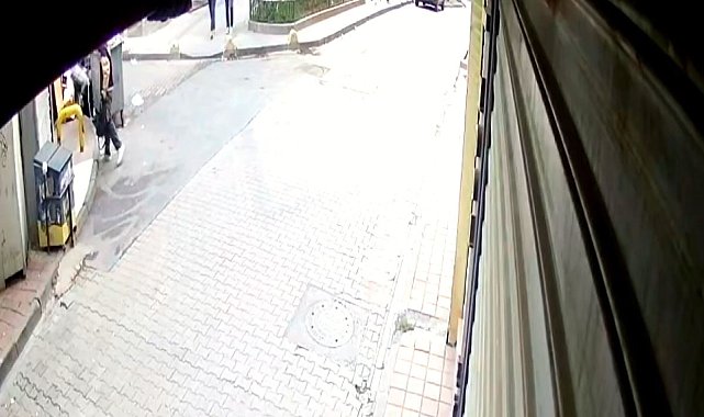 Fatih'te kuyumcu çalışanı pırlanta dolu poşeti çöpe attı, kağıt toplayıcısı bulup aldı