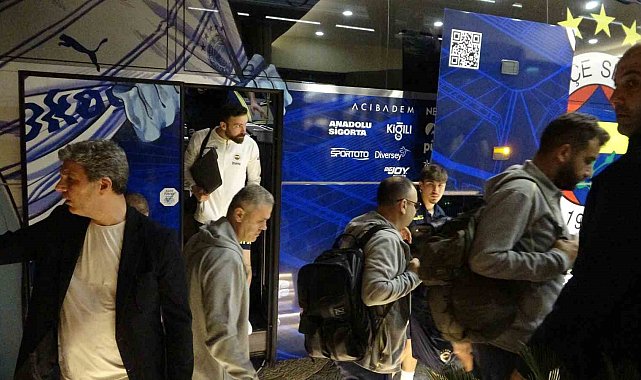Fenerbahçe Mersin'e geldi