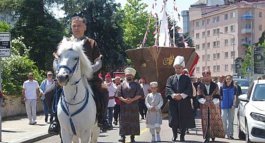Fethin 572'nci yıl dönümü, karadan gemi yürütülerek canlandırıldı