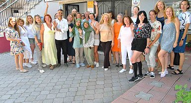 Fethiye'nin yabancıları Türkçe öğreniyor