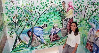 Fındığın 12 aylık serüvenini evinin merdiven duvarına resmettirdi