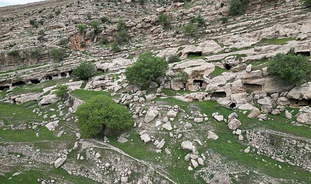 Gabar Dağı etekleri turizme göz kırpıyor