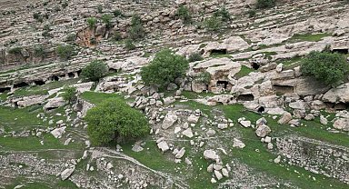 Gabar Dağı etekleri turizme göz kırpıyor