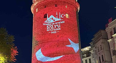 Galata Kulesi'nde İstanbul'un fethine özel ışık gösterisi