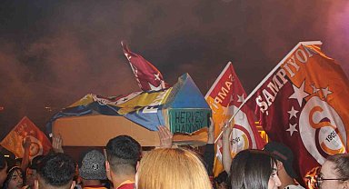 Galatasaray'ın şampiyonluğu Kayseri'de coşkuyla kutlandı