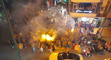 Galatasaray'ın şampiyonluğu Kuşadası'nda kutlandı