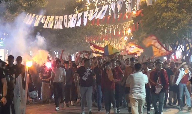 Galatasaray'ın şampiyonluğu Manisa'da coşkuyla kutlandı