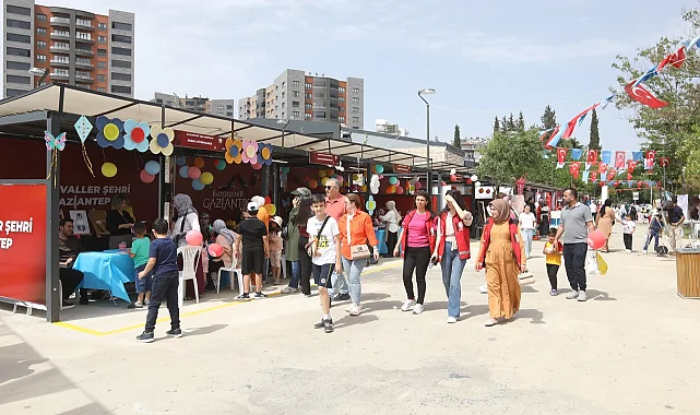 Gaziantep aile festivali tüm hızıyla sürüyor