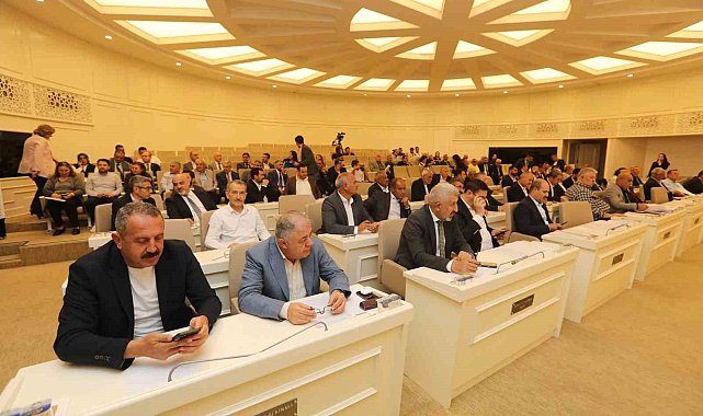 Gaziantep Büyükşehir'den TFF Başkanı Hacıosmanoğlu'na fahri hemşerilik payesi