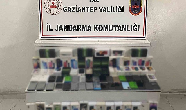 Gaziantep'te 2 milyon TL değerinde kaçak telefon ele geçirildi