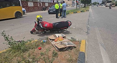Gaziantep'te otomobil ile çarpışan motosikletin sürücüsü yaralandı