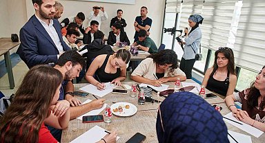 Geleceğin girişimcileri "Girişimci Kütüphanesi"nde buluştu