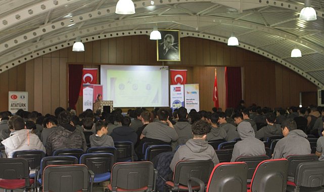 GENÇ AR-GE etkinliğinde öğrenciler, girişimcilik ve yenilikle buluştu
