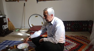 Genç kuşaklara geçmişini unutturmamak için evini müzeye çevirdi