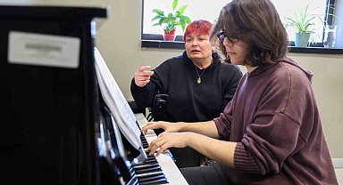 Genç piyanist dünyanın en önemli müzik okullarından birini kazandı