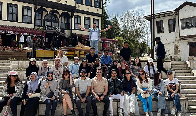 Gençler, Sakarya'yı Büyükşehir'le keşfetti