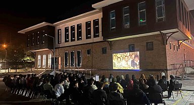 Gençlik Haftası'nda açık hava sineması gösterimi