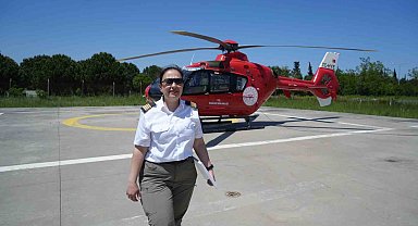 Gökyüzünden hayata uzanan kadın eli: Türkiye'nin tek kadın ambulans helikopter pilotu Samsun'da görev yapıyor