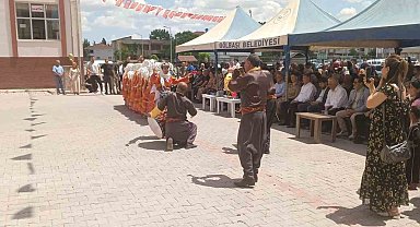 Gölbaşı Halk Eğitim Merkezi yılsonu sergisi açıldı