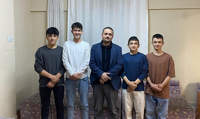 Gördes Kur'an Kursu ilk hafızlarını yetiştirdi