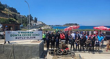 Güvercinada'da deniz dibinden 1.5 ton atık çıkarıldı