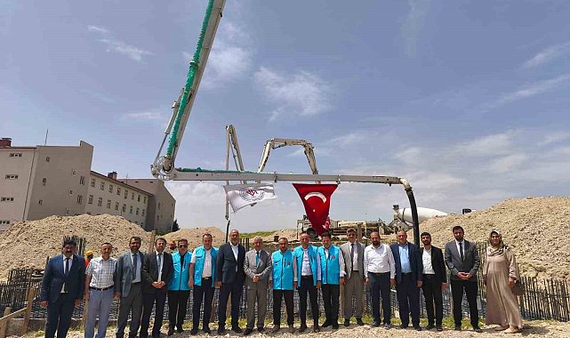 Hafızlık ve Kur'an kursu temeli dualarla atıldı