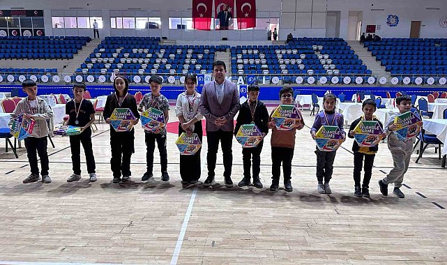 Hakkari'de 'Akıl ve Zekâ Oyunları Turnuvası İl Finali' tamamlandı