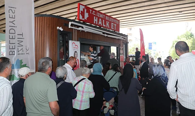 Halk Et mobil aracına Körfez'de yoğun ilgi