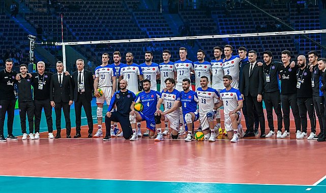 Halkbank, yarı finalde kaybetti
