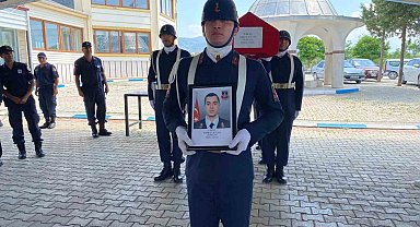 Hastalığa yenik düşen uzman çavuş son yolculuğuna uğurlandı