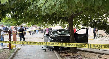 Hastane bahçesinde fren yerine gaza basıldı: 1 ölü, 1 yaralı