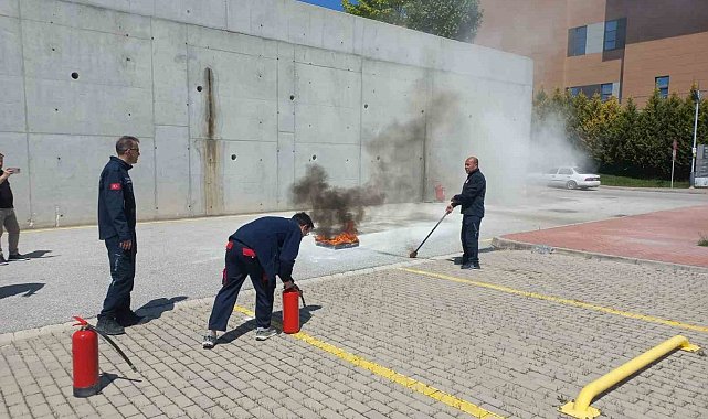 Hastanede nefes kesen helikopterli tatbikat gerçeği aratmadı