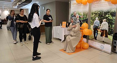 Hastaneye gelenler 'kas yaşlarını öğrenmek için' sıraya girdi