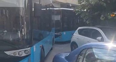Hatalı park trafik çilesine neden oldu