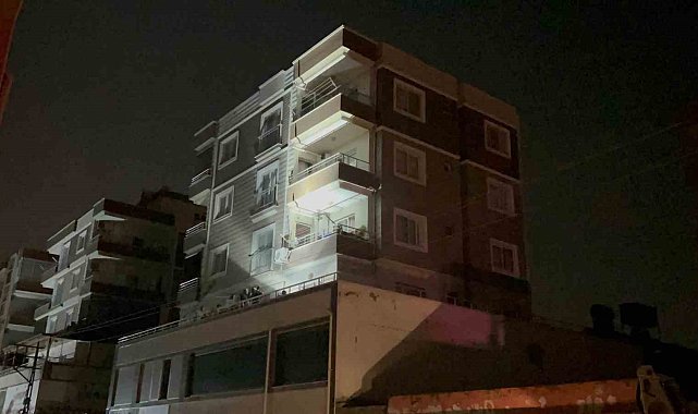 Hatay'da 4. kattan düşen çocuk yaralandı