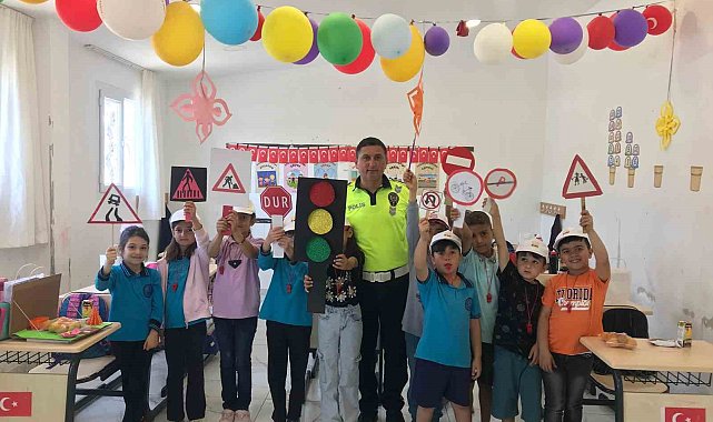 Hatay'da ilkokul öğrencilerine trafik eğitimi verildi
